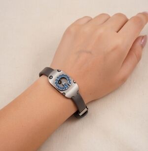 Women’s Blue Crystal Stainless Steel Plate Vinyl Band Bracelet